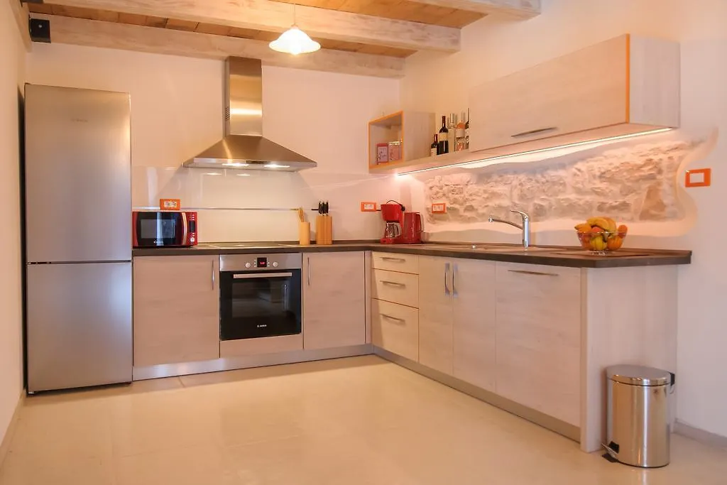 Apartment Borgo 8 Poreč  Tar-Vabriga