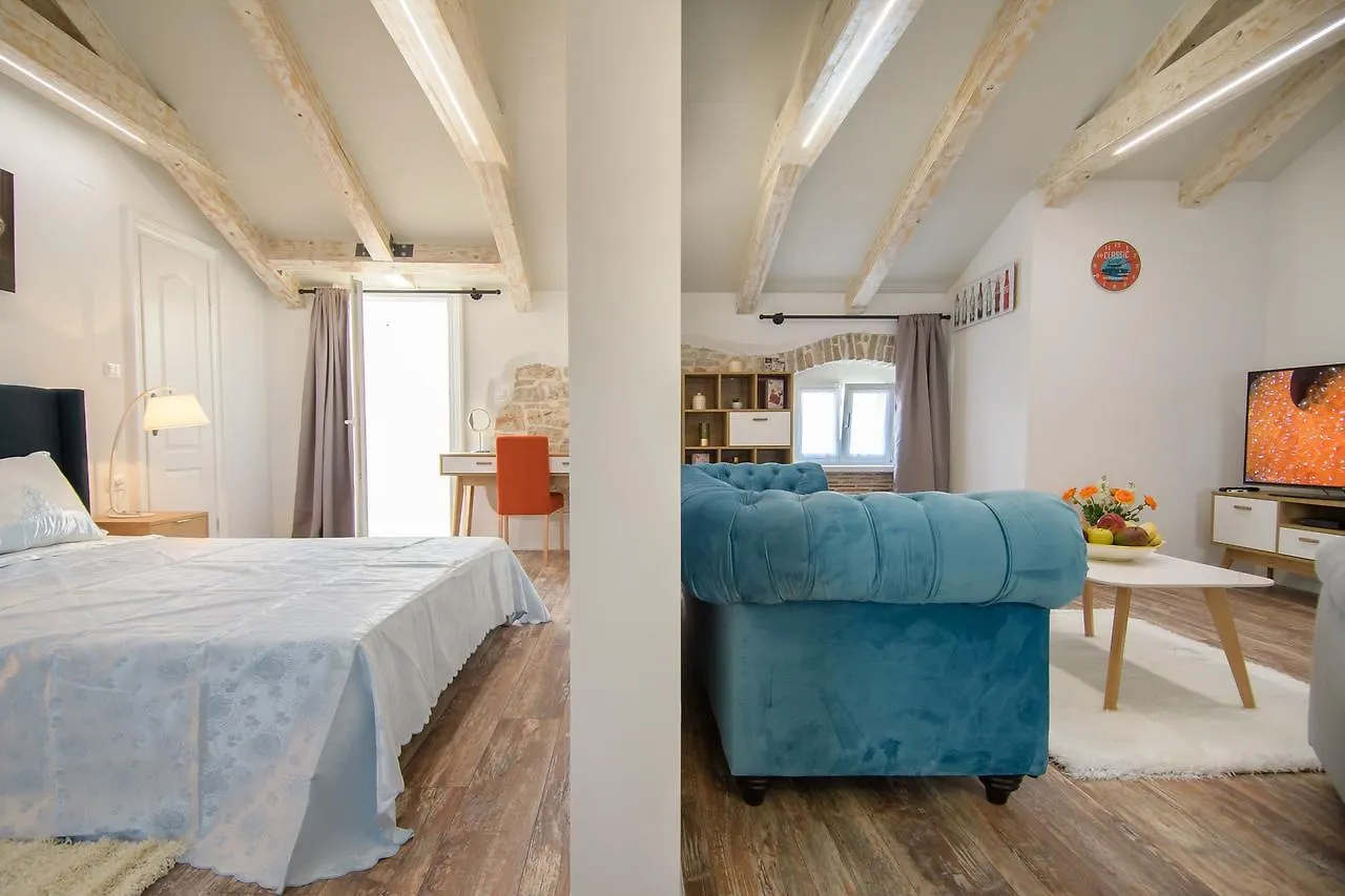 Apartment Borgo 8 Poreč 0*, Tar-Vabriga Kroatien