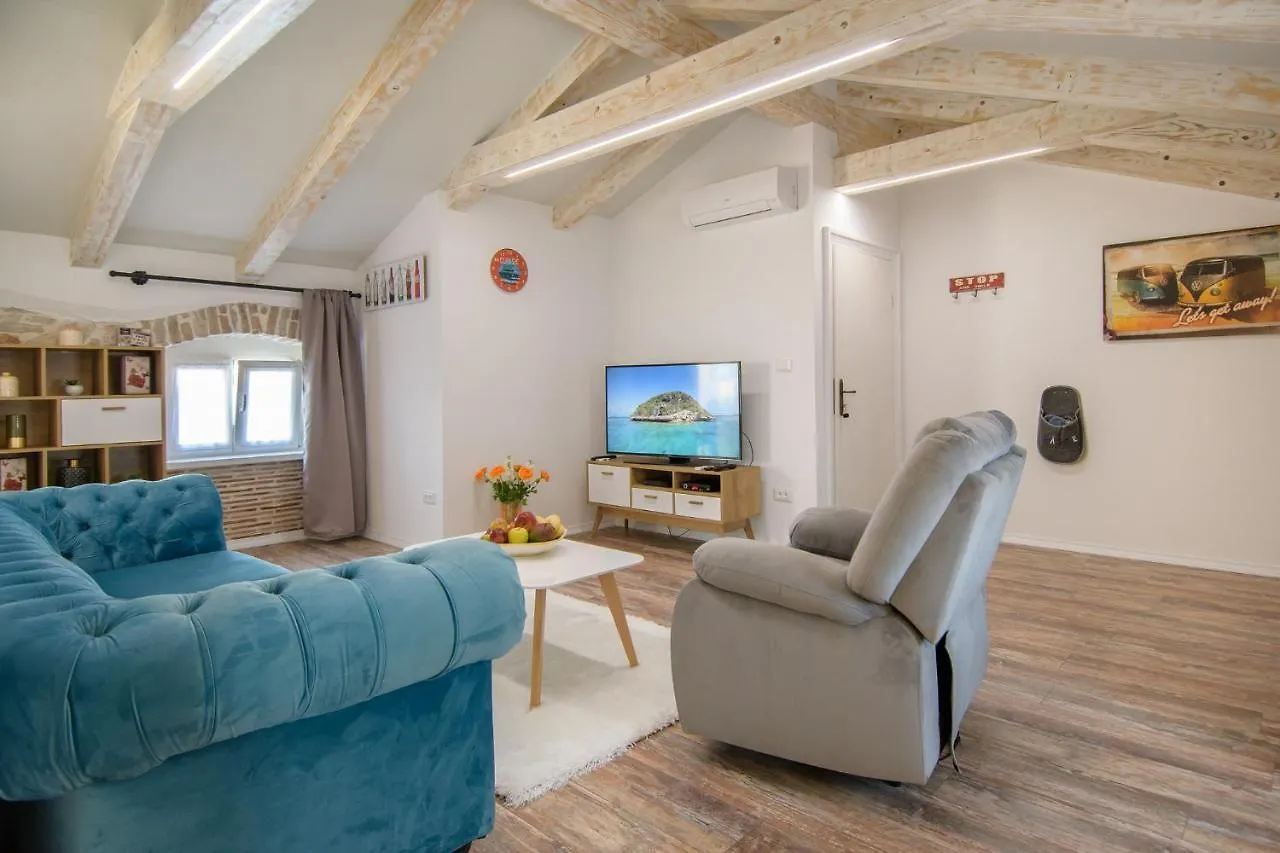 Apartment Borgo 8 Poreč Kroatien